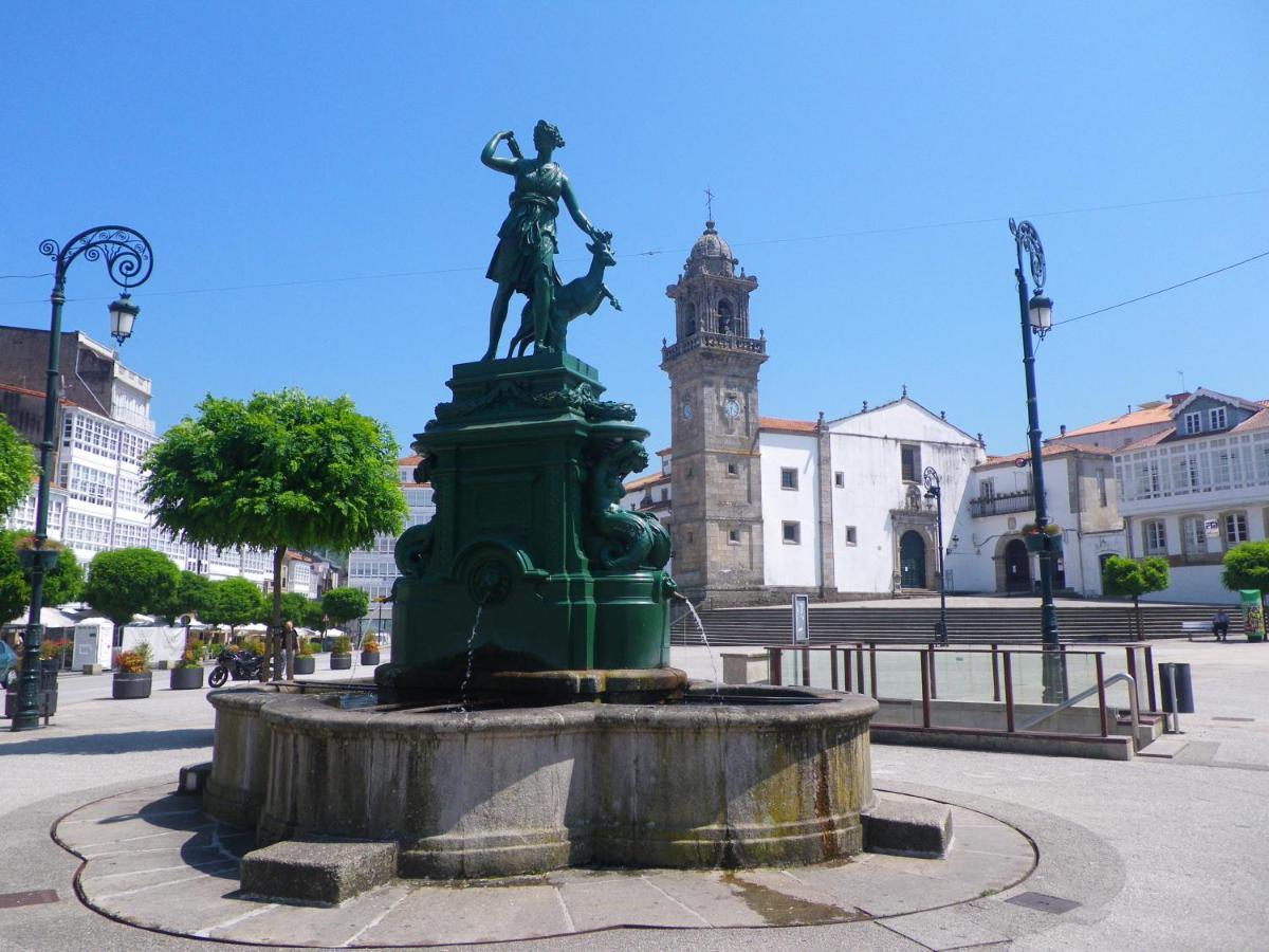 Mirador De La Muralla Betanzos Bagian luar foto