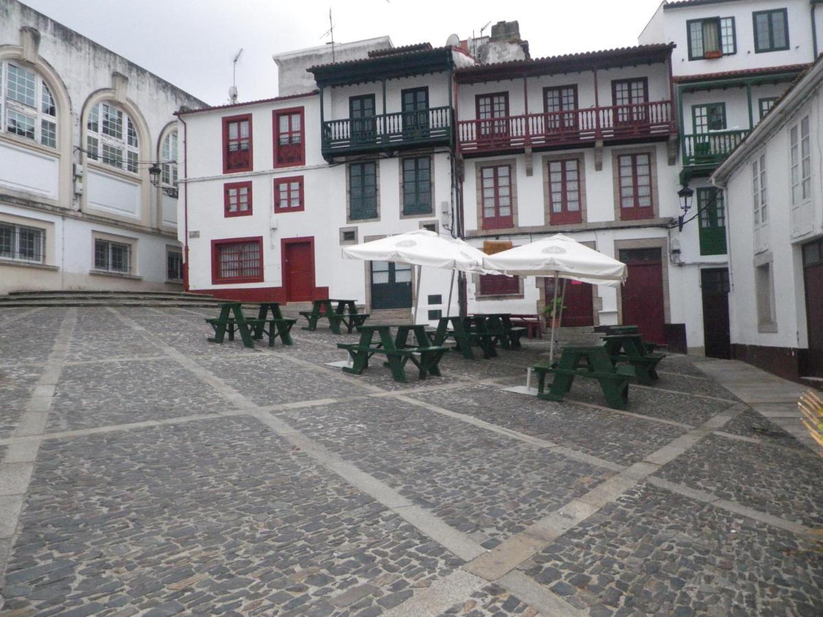 Mirador De La Muralla Betanzos Bagian luar foto